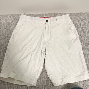 Under Armour Men's White Golf Shorts
